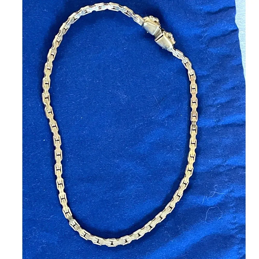 Vintage Gold Tone Link Chocker Necklace 15.5